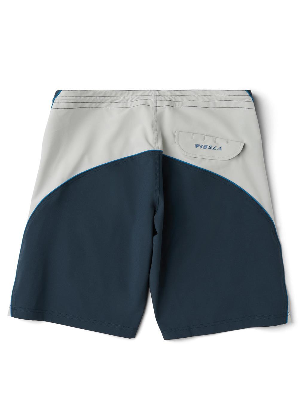Vissla Double Up 18" Boys Boardshort in Midnight, view 2