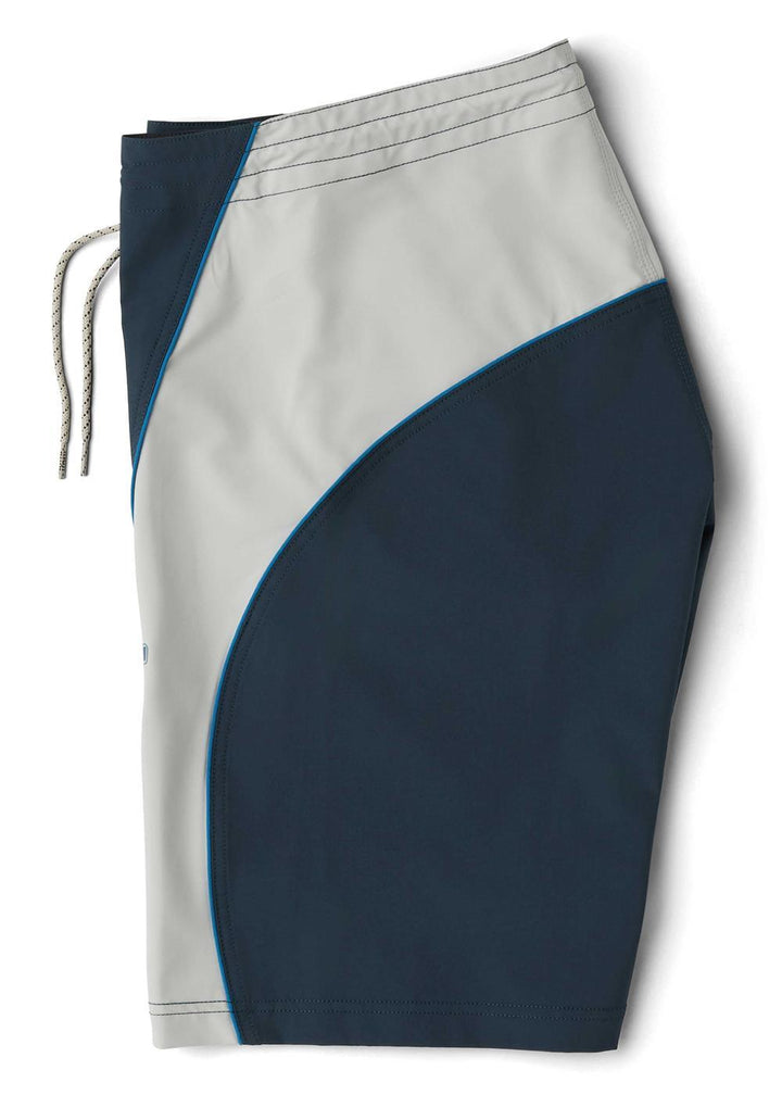 Vissla Double Up 18" Boys Boardshort in Midnight, view 3