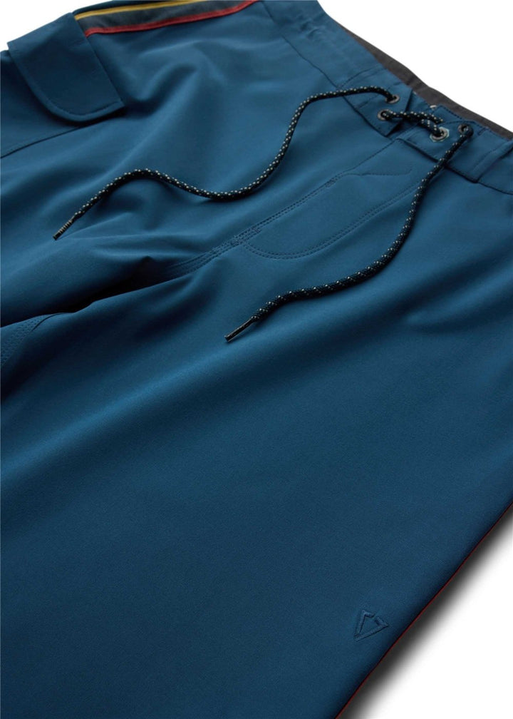 Vissla Long Sets 21" Boardshort in Dark Denim, view 4