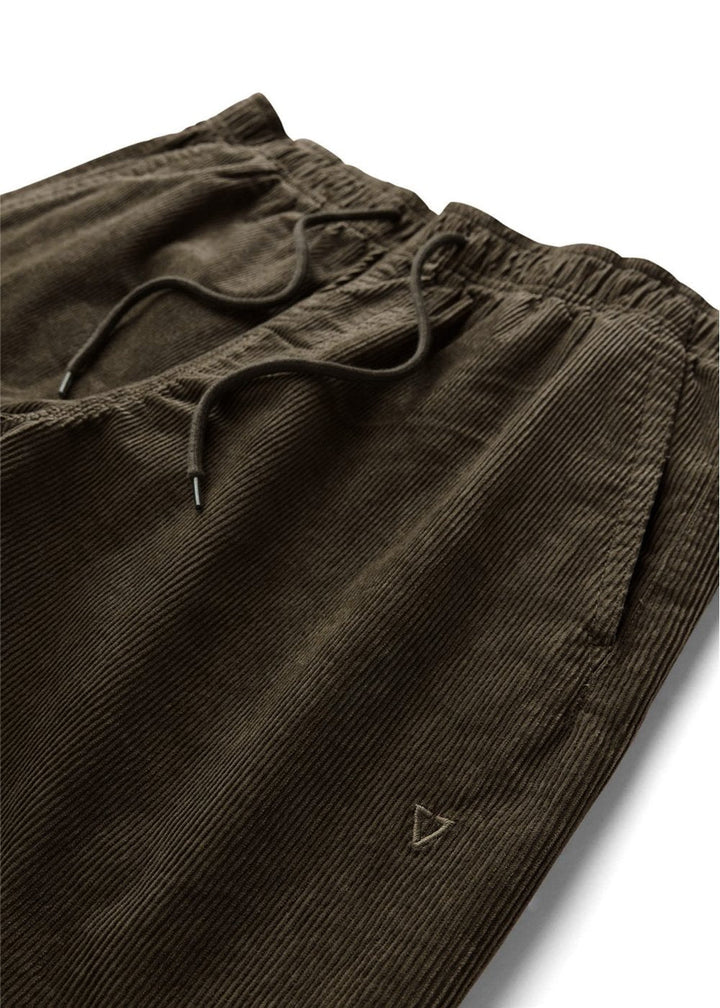 Vissla No See Ums Cord Eco 17" Elastic Walkshort in Dark Earth, view 4